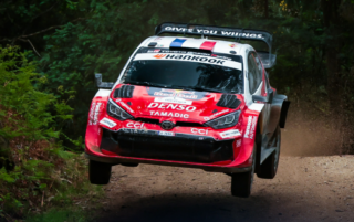 WRC 2026, Vodafone Rally de Portugal Day 3: Ogier domina il fango e vede il trionfo. Solberg, che peccato!